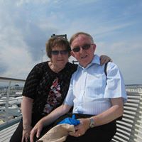 Elizabeth Naughton Photo 10