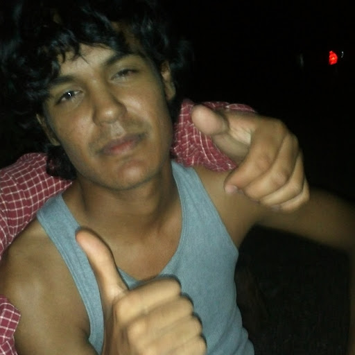 Oscar Fuentes Photo 40