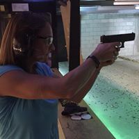 Alisha Leach Photo 8