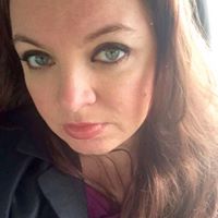 Christina Lawrence Photo 26