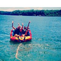 Christina Cromwell Photo 9