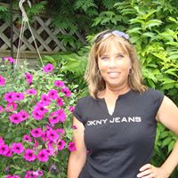 Susan Mckenzie Photo 14