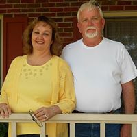 Cindy Newcomb Photo 20