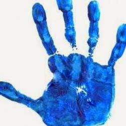 Julia Clements Photo 29