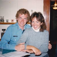 Ellen Gordon Photo 37