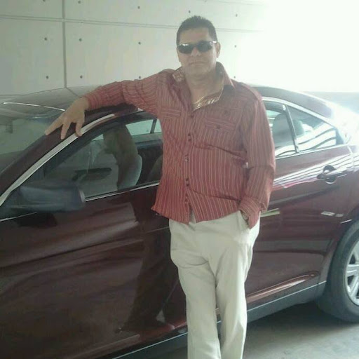 Antonio Irizarry Photo 18