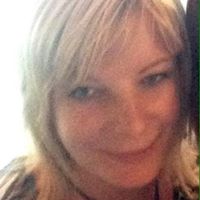 Julia Waller Photo 14