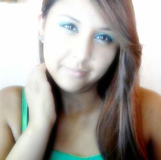Alice Garcia Photo 16