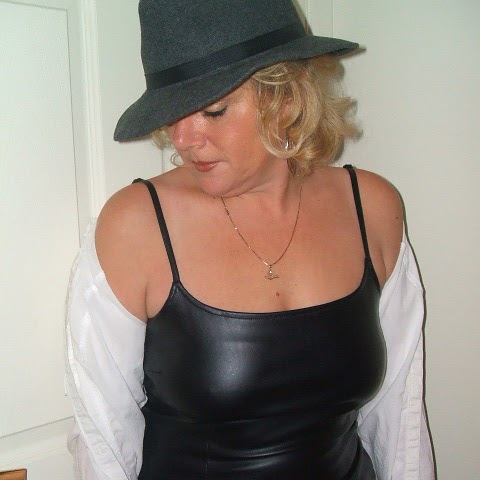 Kimberly Sterling Photo 16