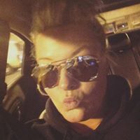 Elizabeth Toland Photo 7