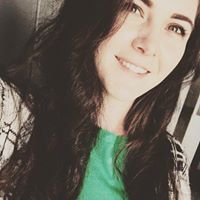 Julie Ritter Photo 17