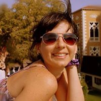 Adriana Alzate Photo 11