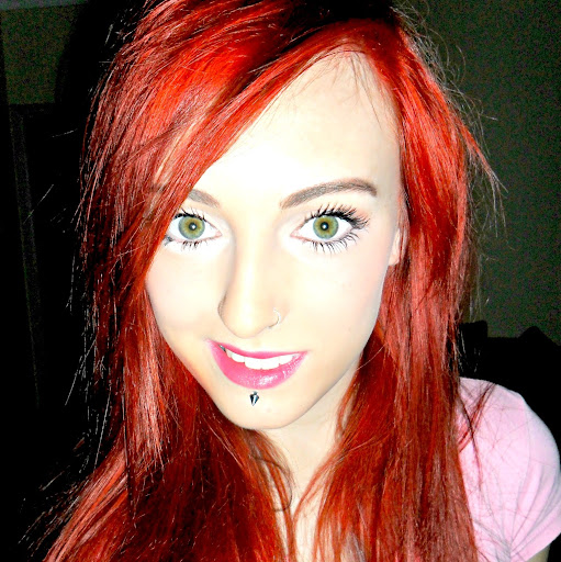 Laura Tanner Photo 11