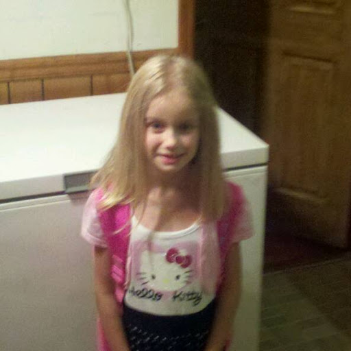 Angela Etheridge Photo 7