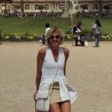 Julie Butler Photo 22