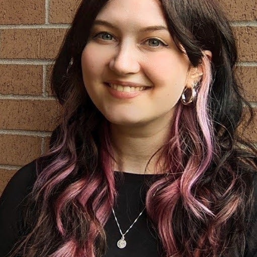 Stephanie Spicer Photo 12