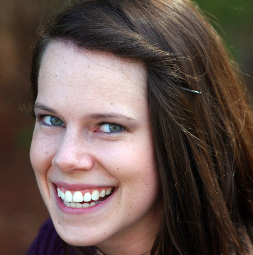 Laura Mckinley Photo 18