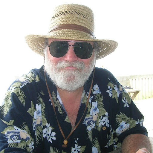 Larry Dobbs Photo 34