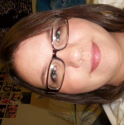 Aimee Smith Photo 19