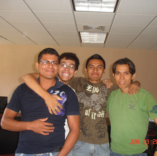 Rodolfo Vargas Photo 17