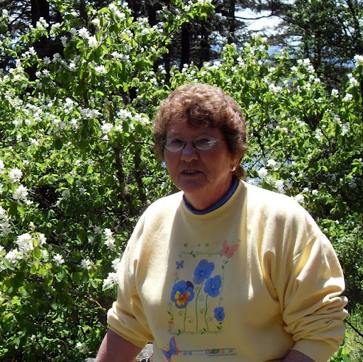 Frances Gonzales Photo 35