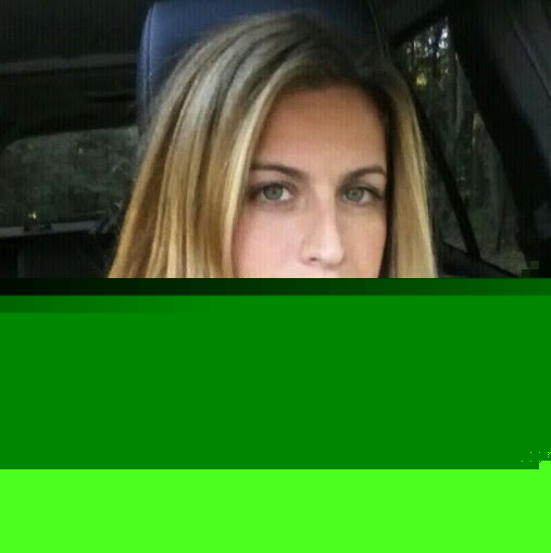 Julie Gaines Photo 35