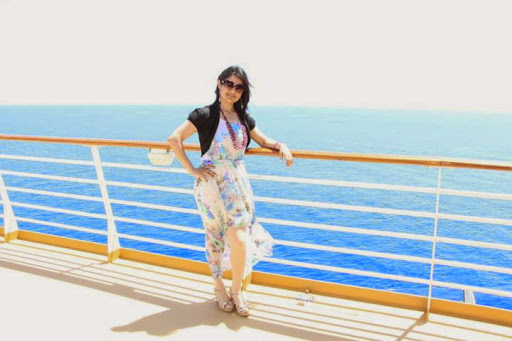 Amna Awan Photo 16