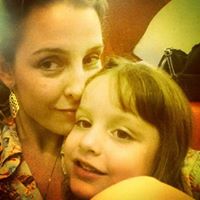 Melanie Leite Photo 5