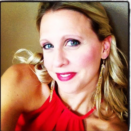 Erika Singleton Photo 4