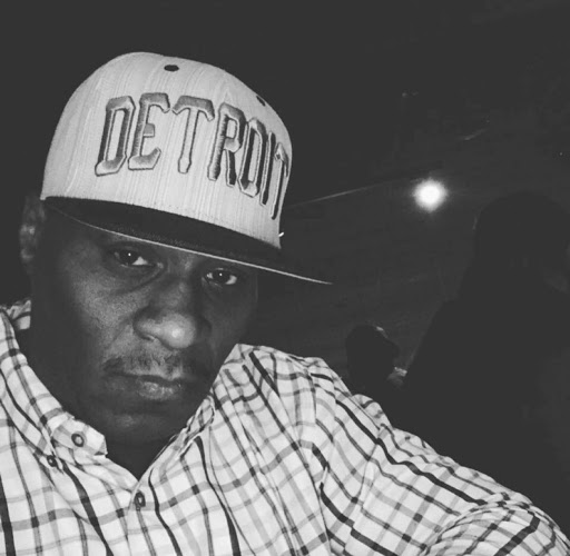 Kevin Garrett Photo 32