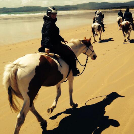 Merry Roberts Photo 14