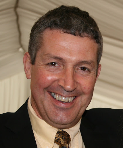 Peter Elliot Photo 22