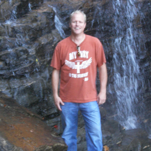 Brian Mills Photo 28