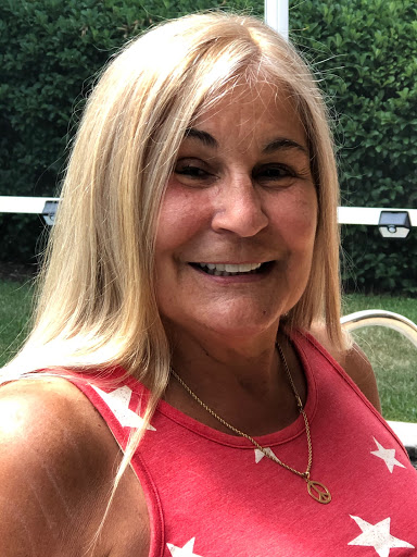 Renee Saunders Photo 10