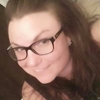 April Stevens Photo 29