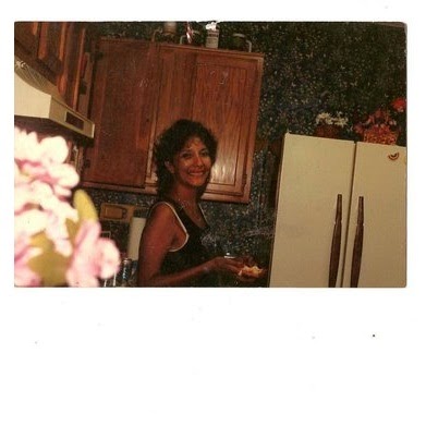 Dena Hall Photo 29