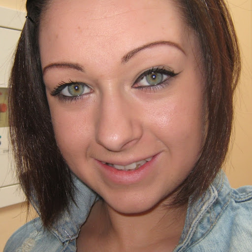 Rebecca Flanagan Photo 24