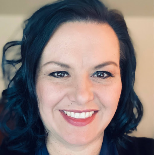 Kristin Graves Photo 16