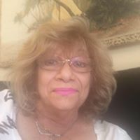 Sandra Blum Photo 22