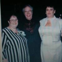 Michele Ingram Photo 15