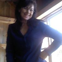 Deborah Derrick Photo 6