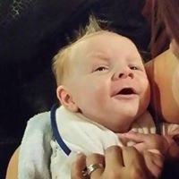 Sarah Handley Photo 31