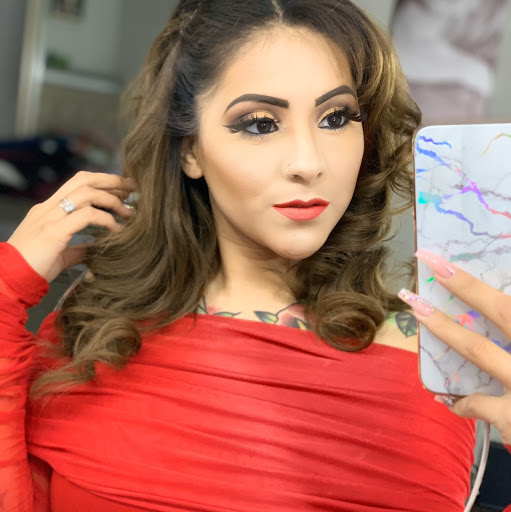 Christine Dominguez Photo 21