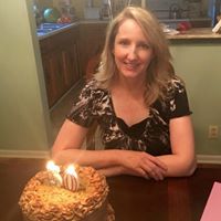 Holly Robbins Photo 24