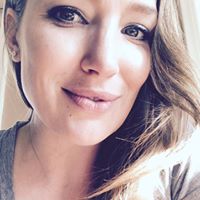 Michelle Emerick Photo 29