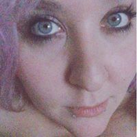 Alexandra Roberts Photo 40