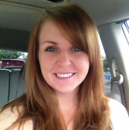 Stephanie Meadows Photo 14