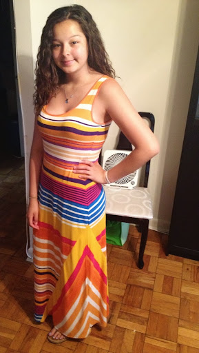 Emily Reyes Photo 24