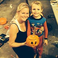 Elizabeth Kuhle Photo 1