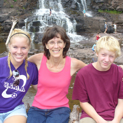 Ann Erickson Photo 18